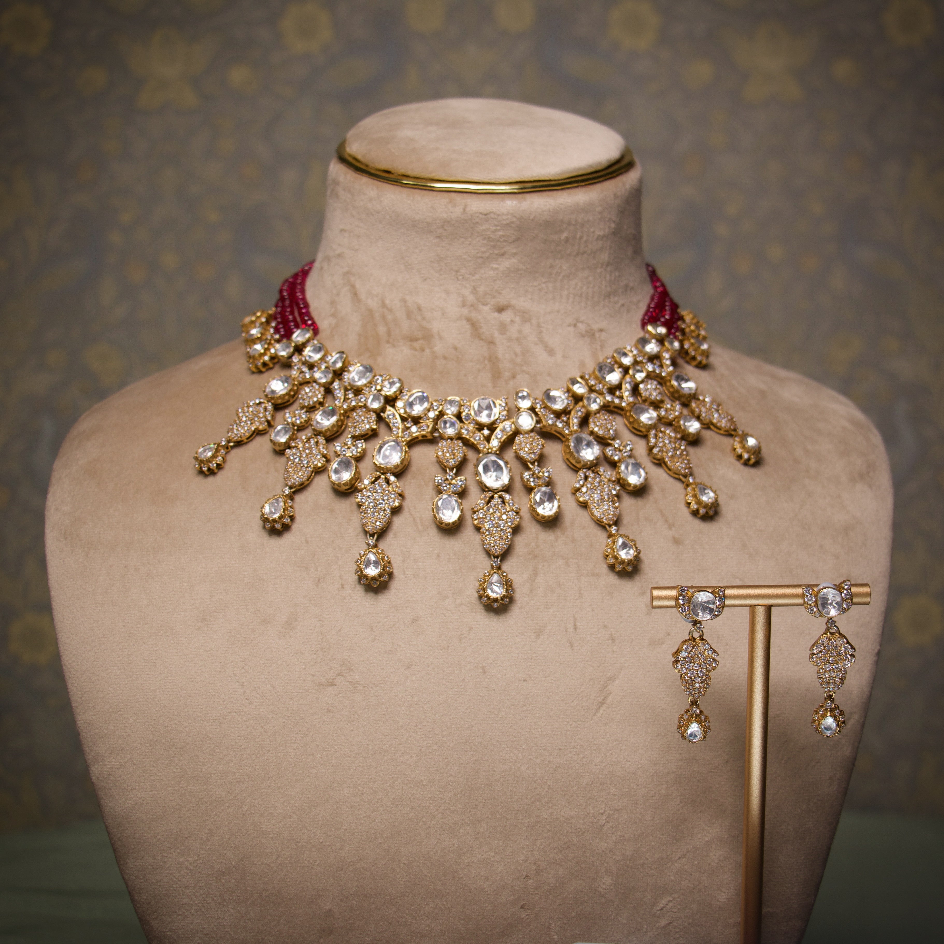 Madhu’s Gulaabi Veil Necklace Set