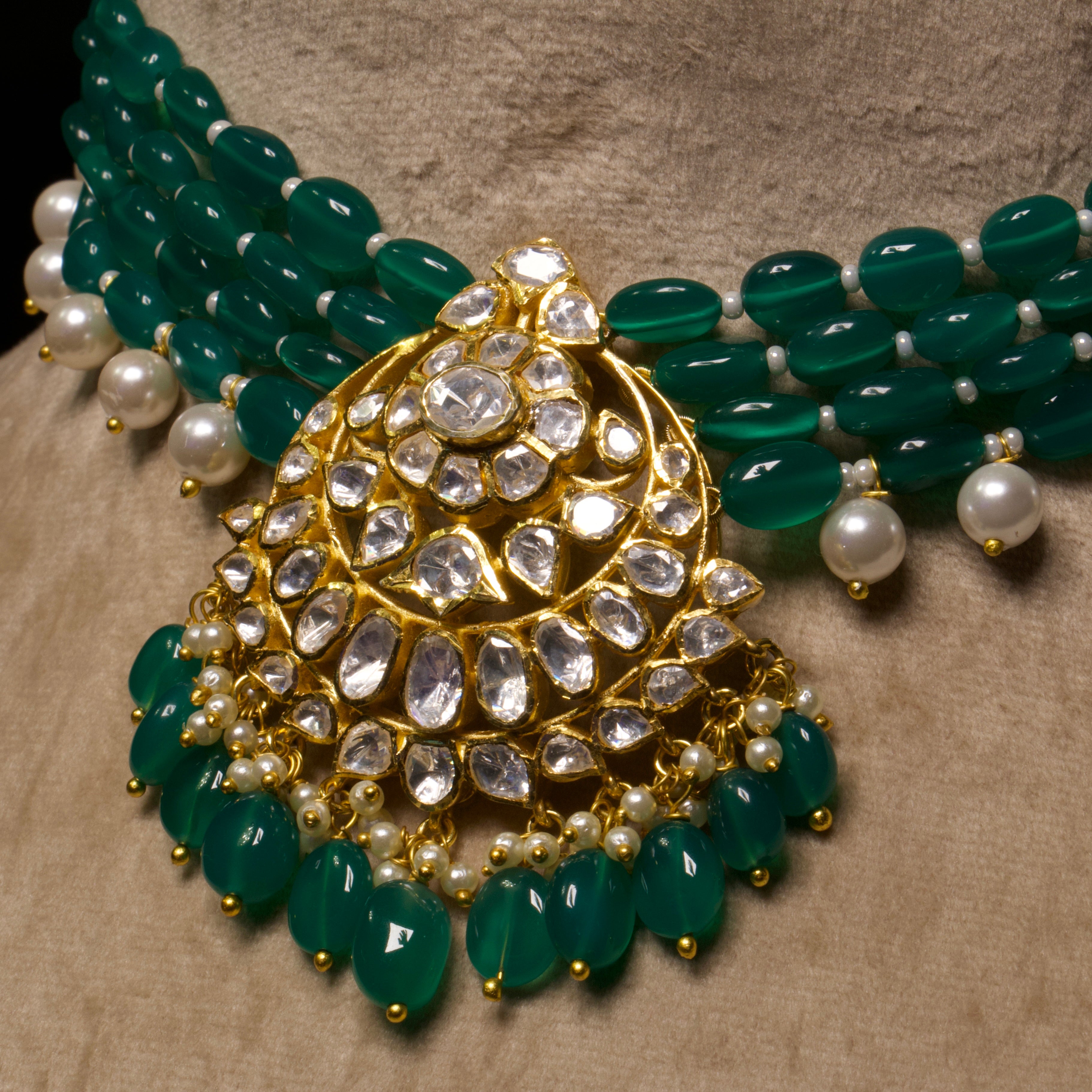 Chand Noor Choker Set