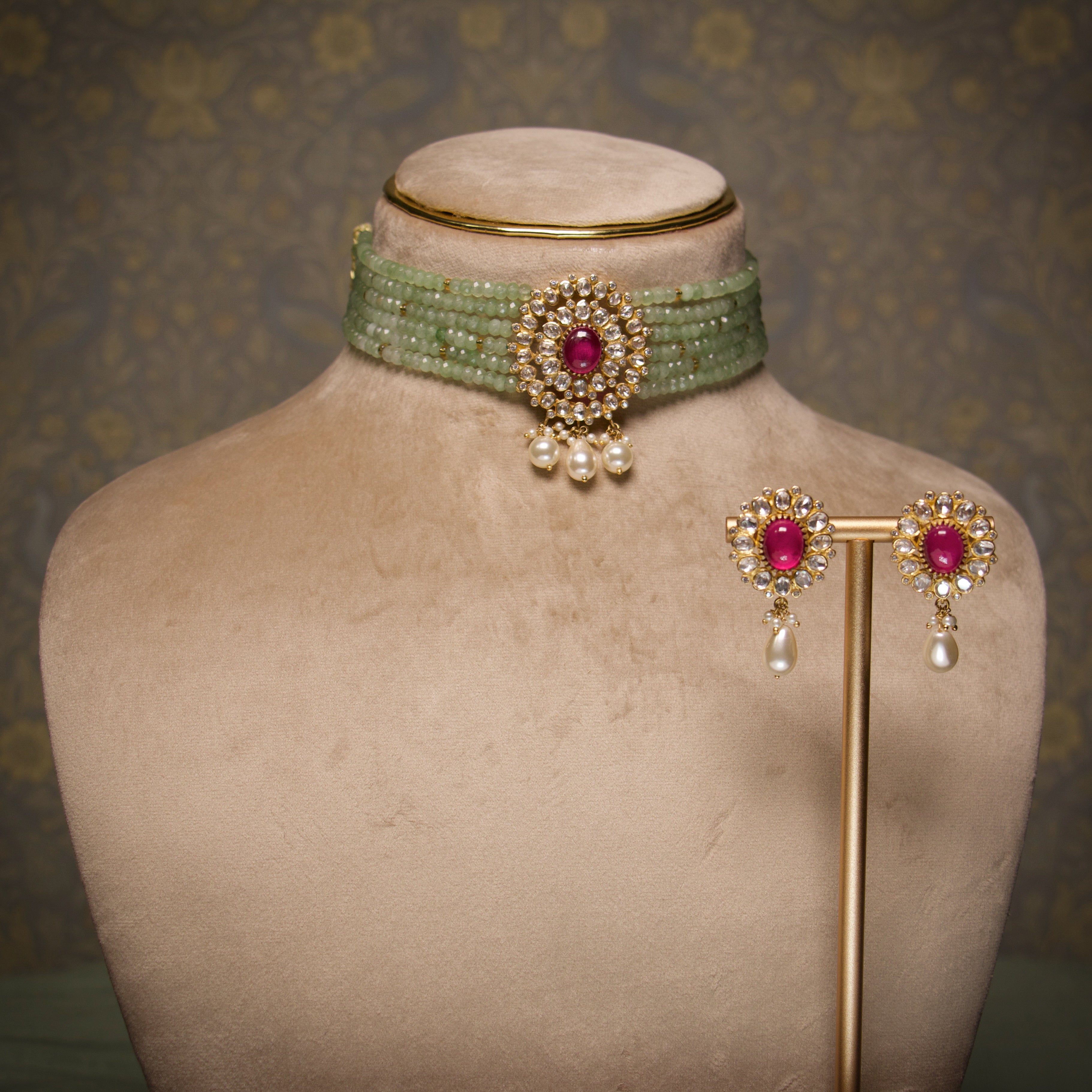 Jade Gulzar Choker Set