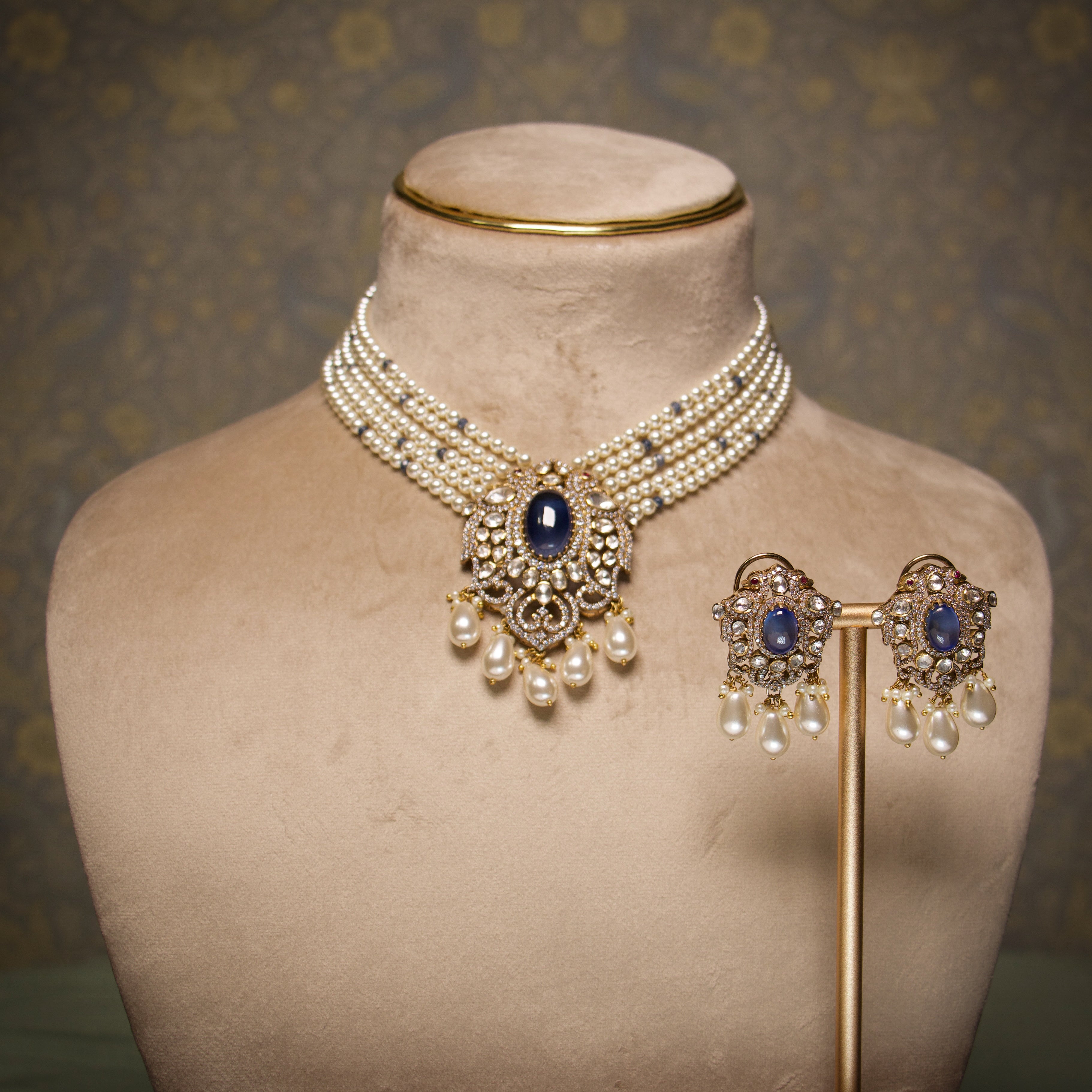 Morni by Moonlight Necklace Set