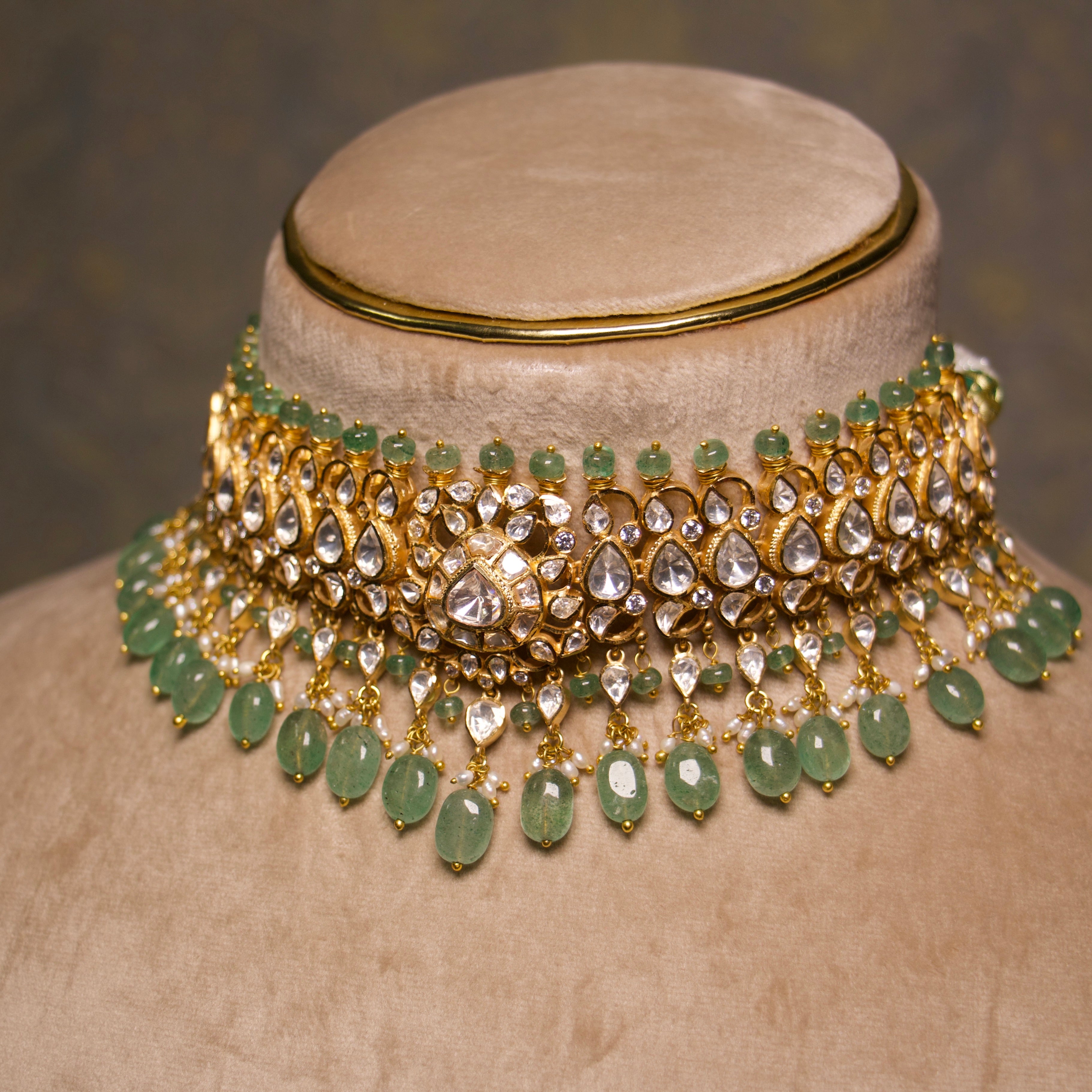 Dipnitya Choker Set