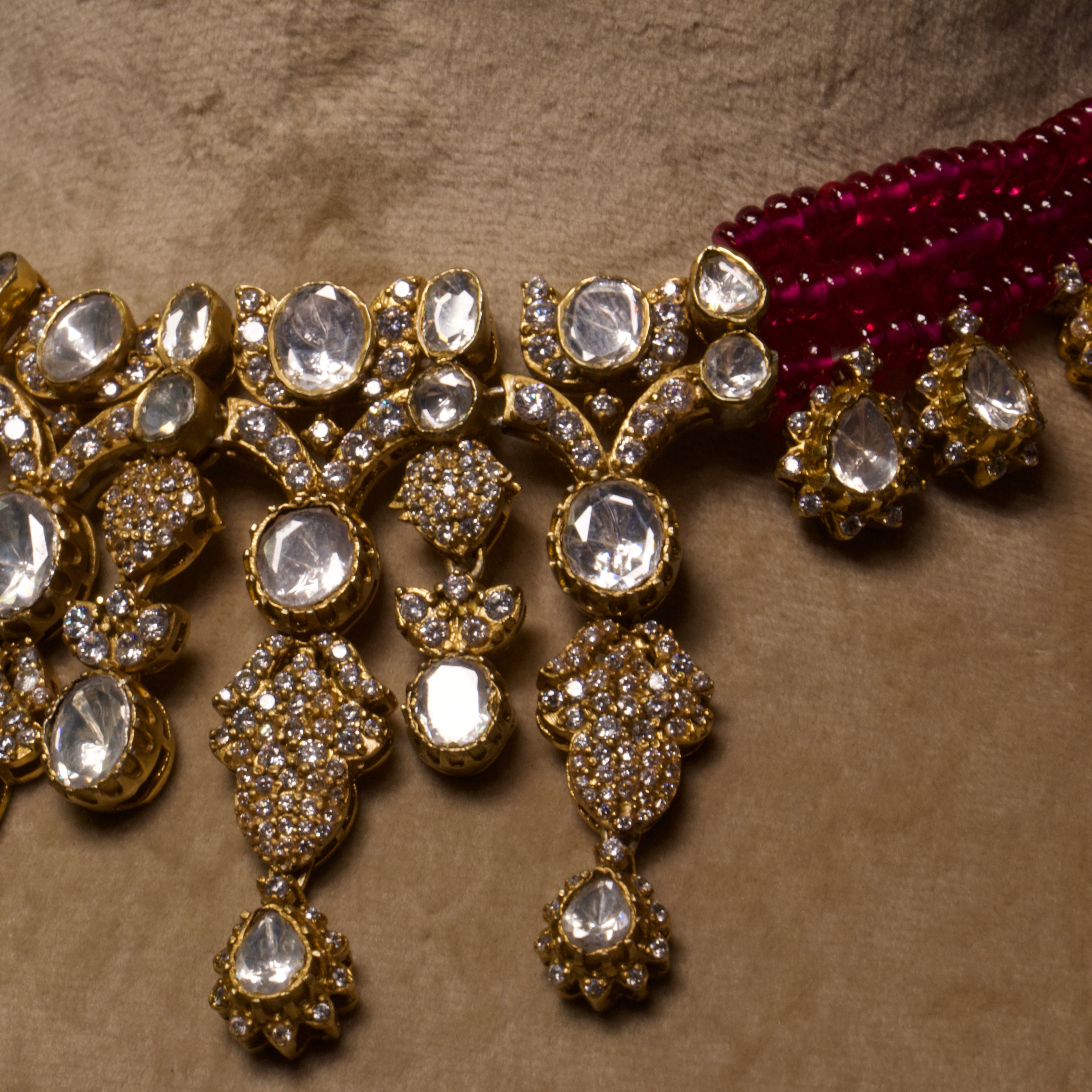 Madhu’s Gulaabi Veil Necklace Set