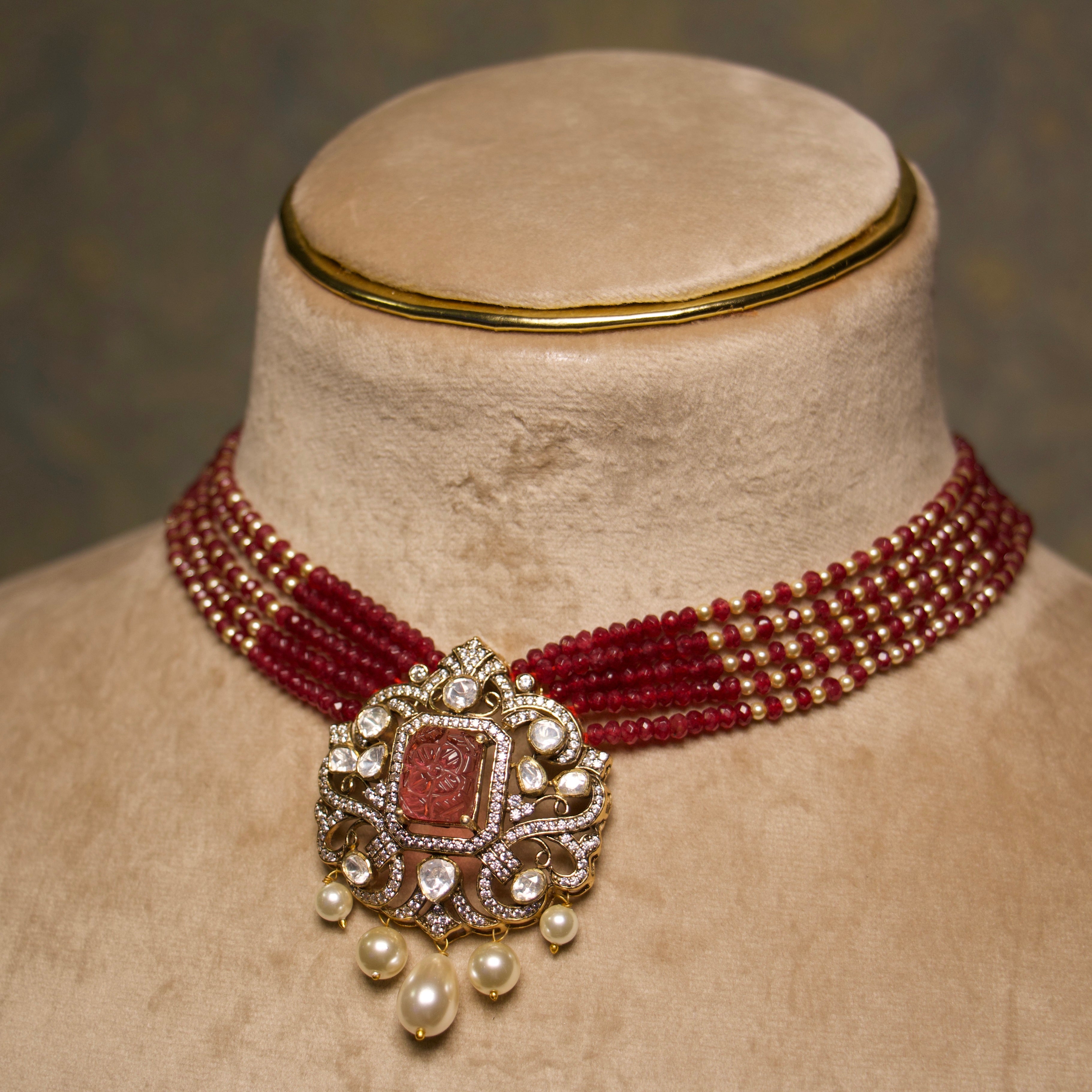 Rani of Merlot Dreams Necklace Set
