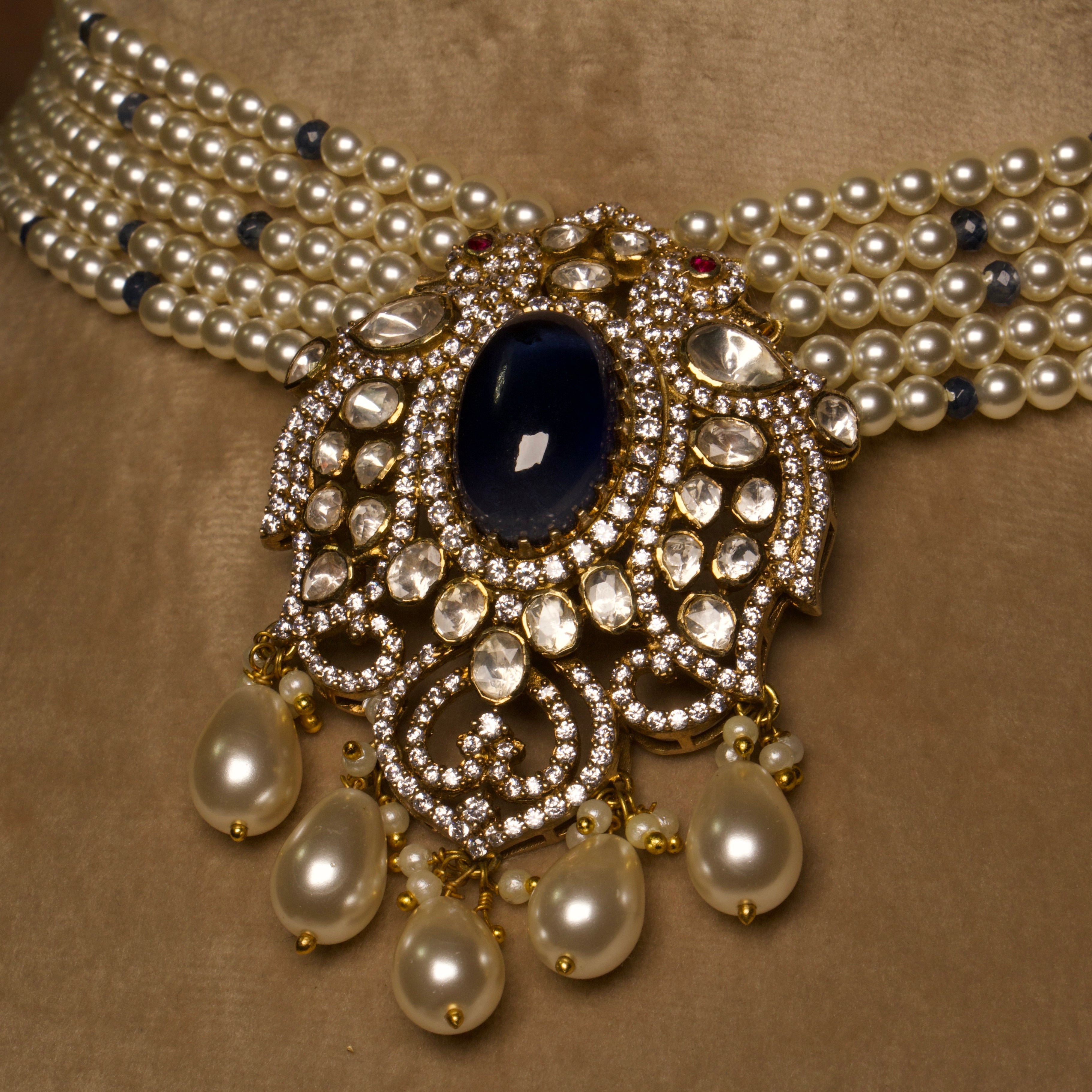 Morni by Moonlight Necklace Set