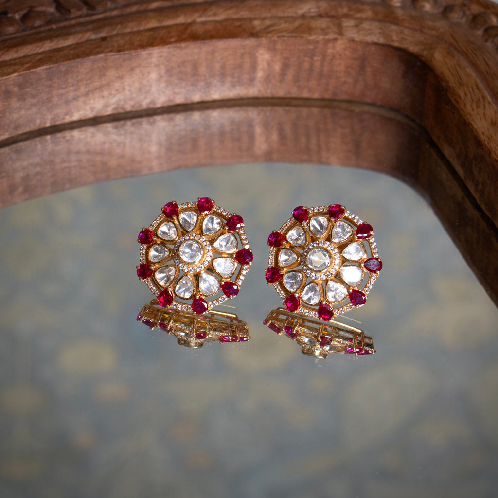 Laal Studs