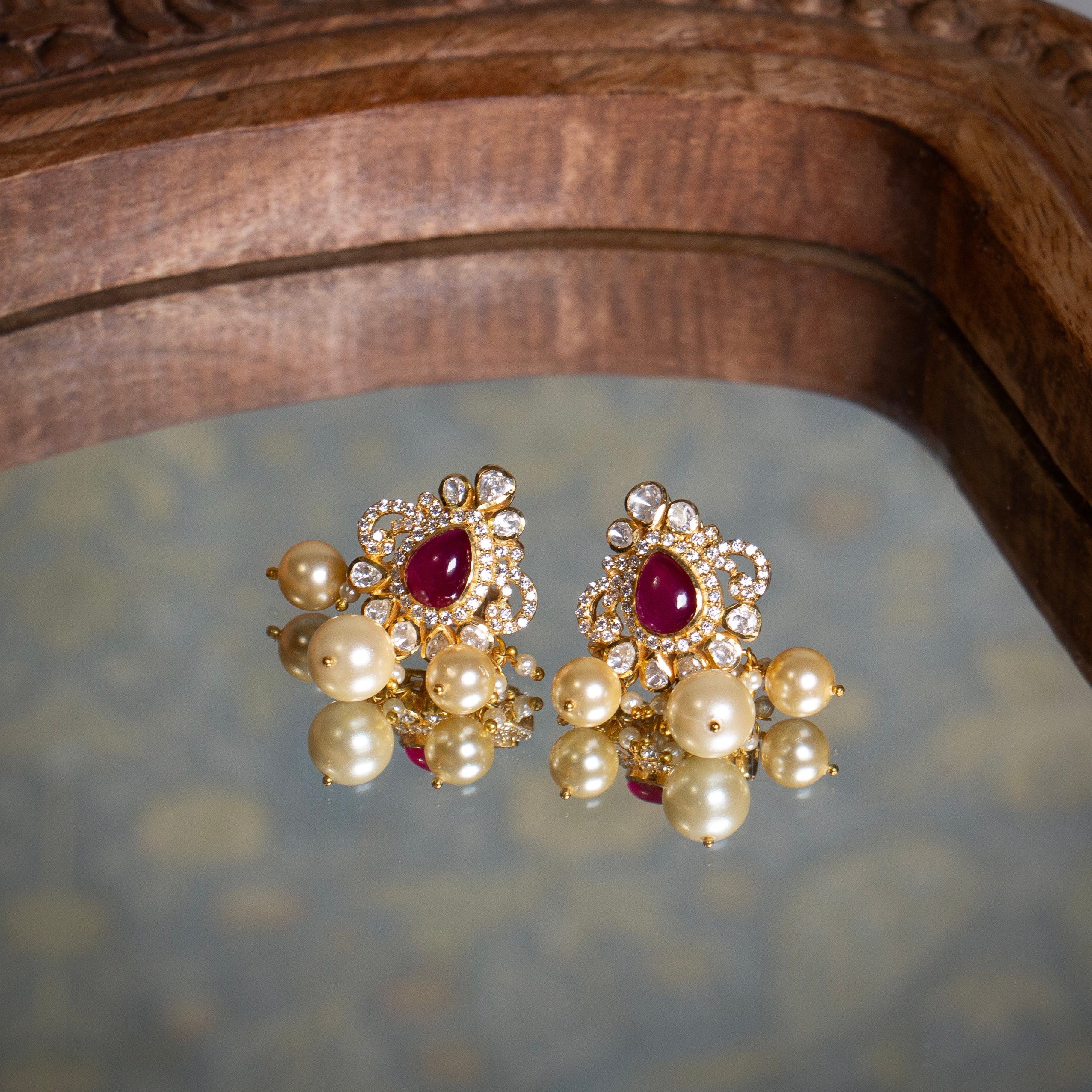 Mira Studs